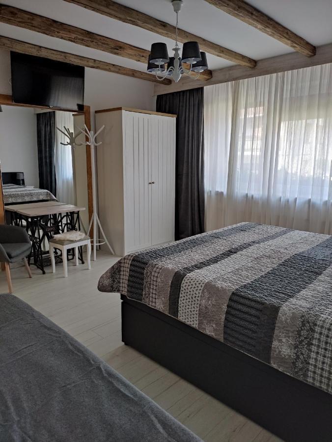 Patak28 Apartmanok โชพรอน ภายนอก รูปภาพ