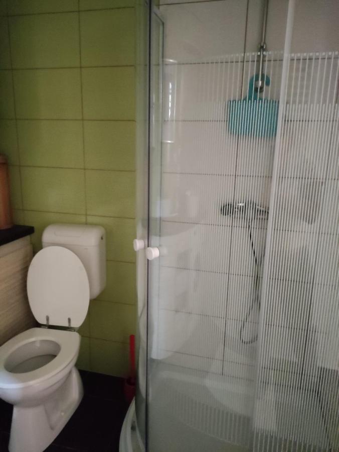 Patak28 Apartmanok โชพรอน ภายนอก รูปภาพ