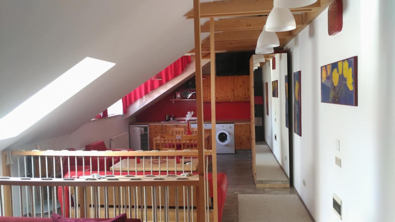 Patak28 Apartmanok โชพรอน ภายนอก รูปภาพ