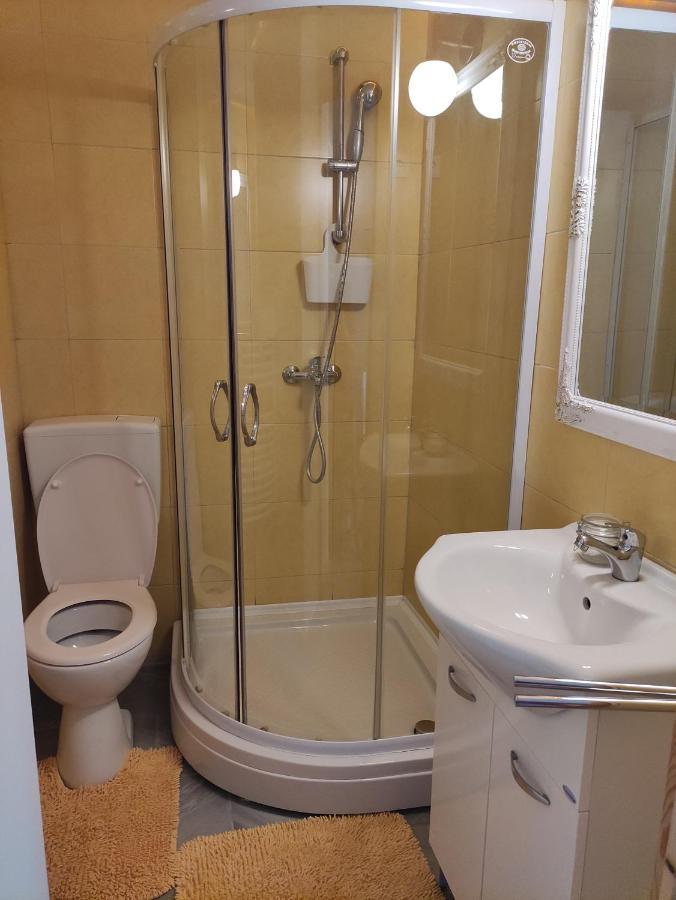 Patak28 Apartmanok โชพรอน ภายนอก รูปภาพ