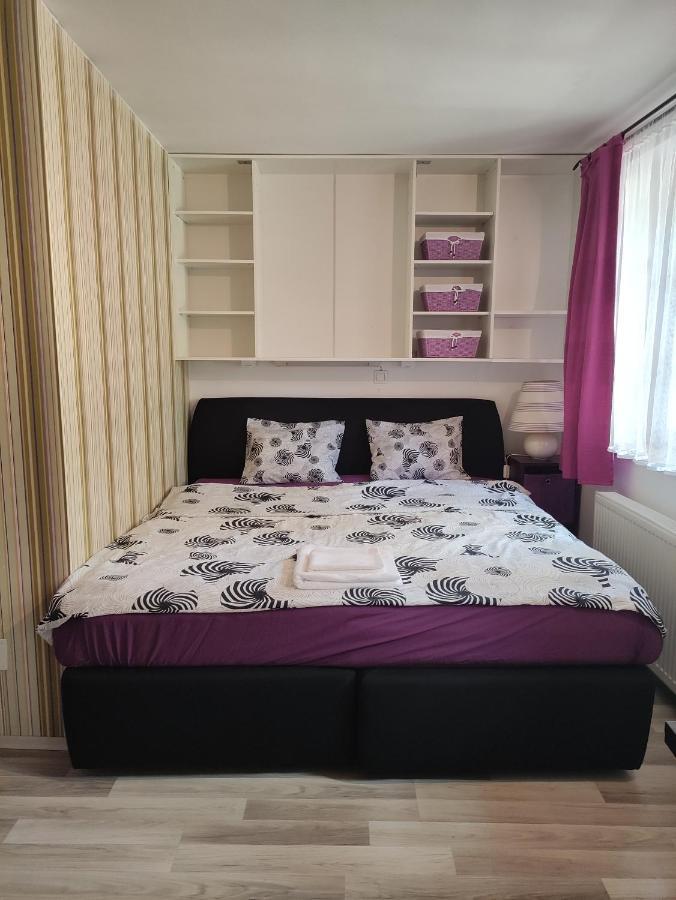 Patak28 Apartmanok โชพรอน ภายนอก รูปภาพ